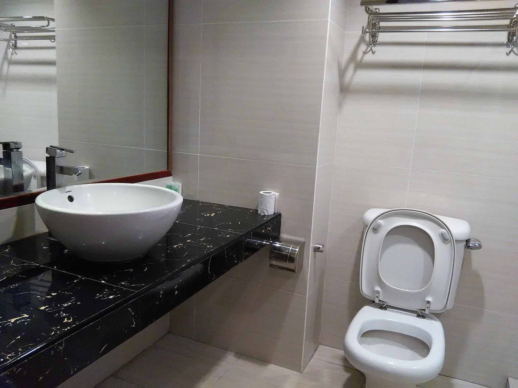 Casuarina Hotel Kota Kinabalu Kültér fotó