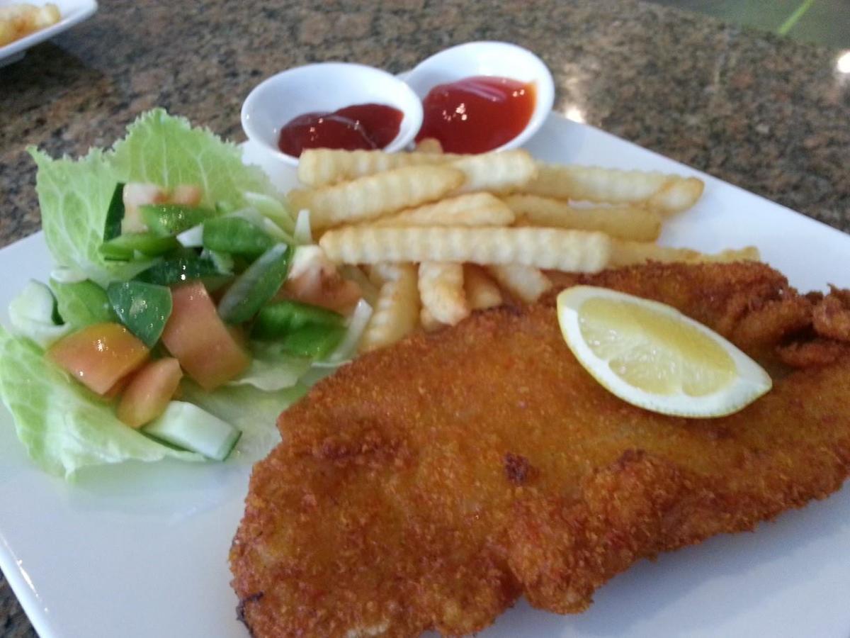 Casuarina Hotel Kota Kinabalu Kültér fotó