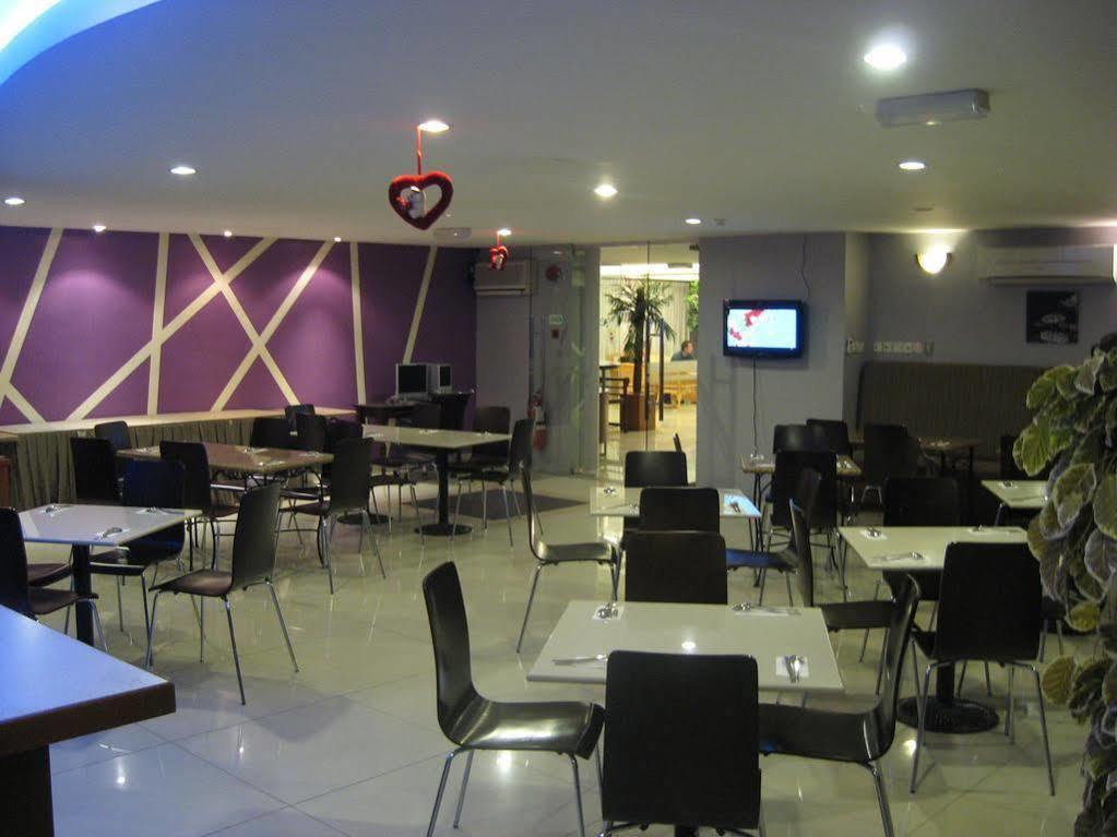 Casuarina Hotel Kota Kinabalu Kültér fotó
